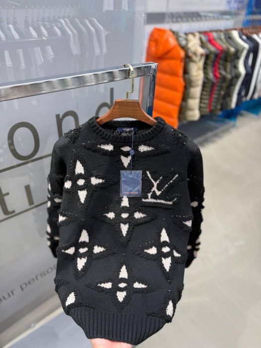 Мъжки топли пуловери