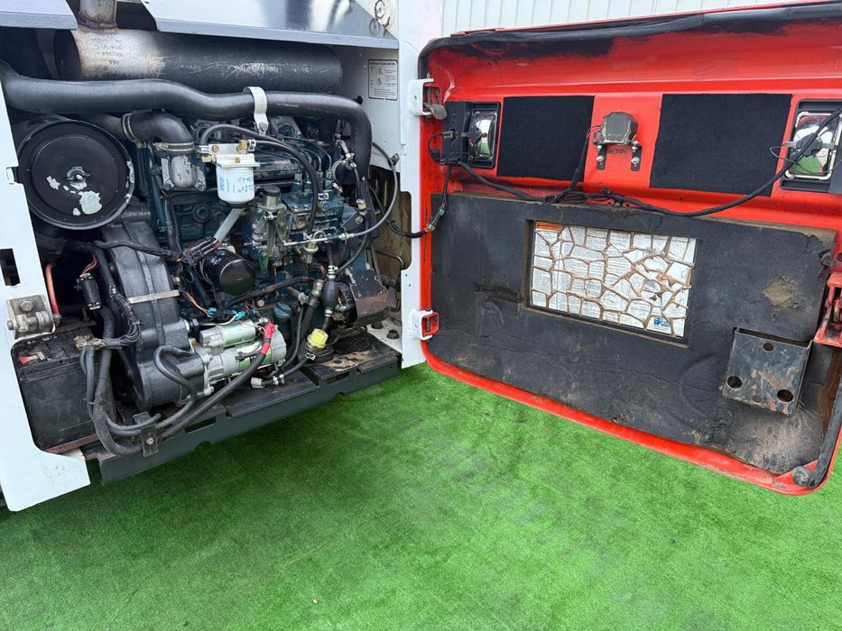 De vanzare bobcat senilat T300