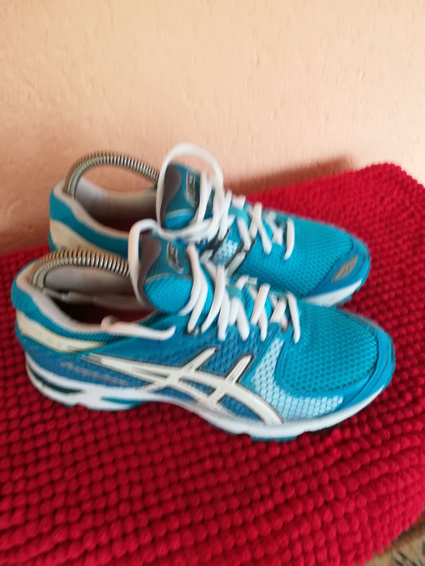 Adidași Asics nr 39,5