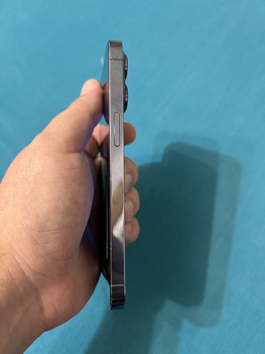 Vand Iphone 13 Pro cu Baterie 100%