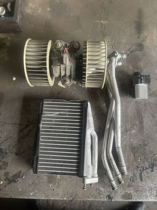 Радиатор печки е39 рест