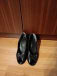 Vand pantofi eleganti, negri,nr. 35, piele naturala, 170 lei