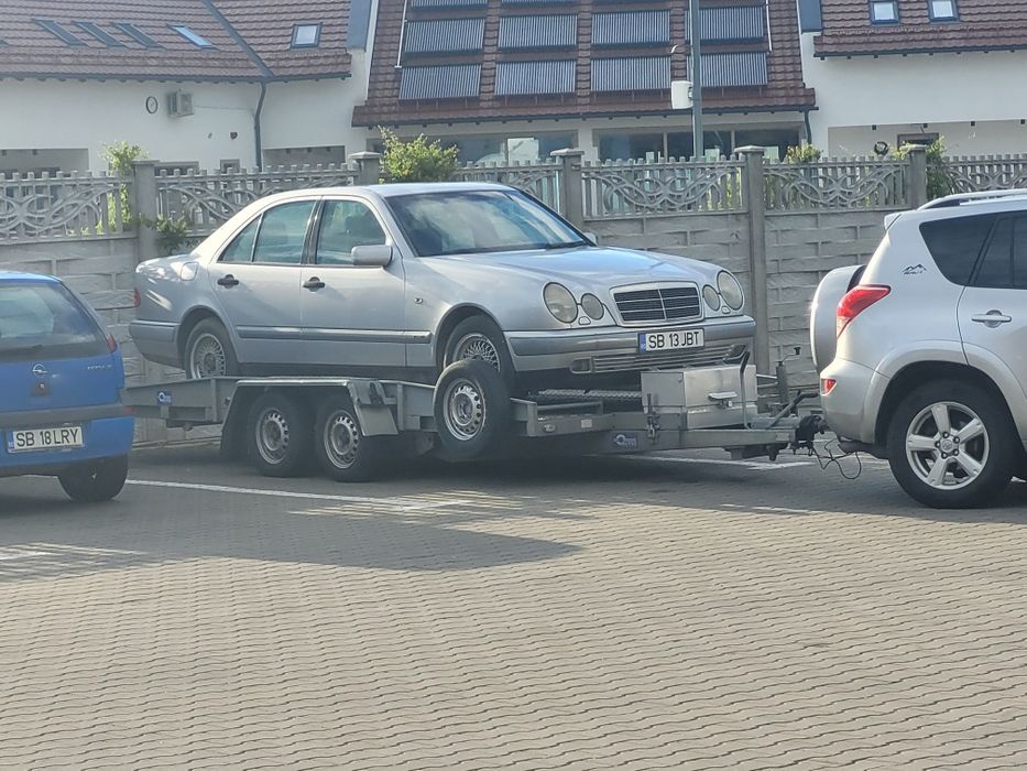 Mercedes e200 automat