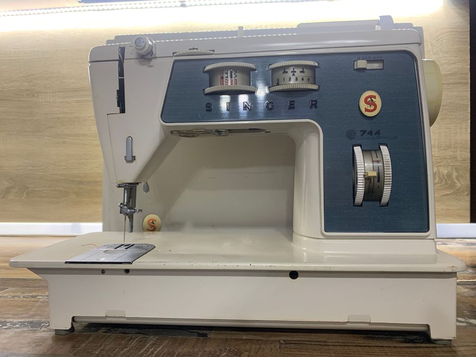 Singer 744 de colectie