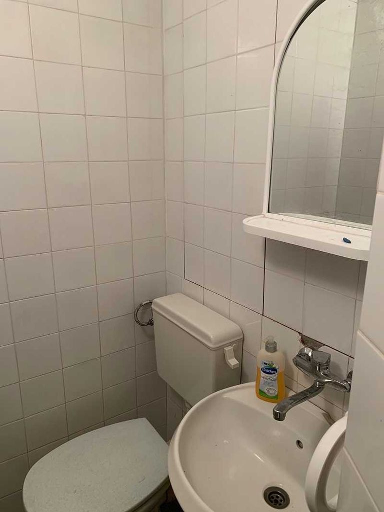 Дава се под наем Двустаен апартамент в Димитровград - 68 кв.м за 178.5 € - Снимка #4