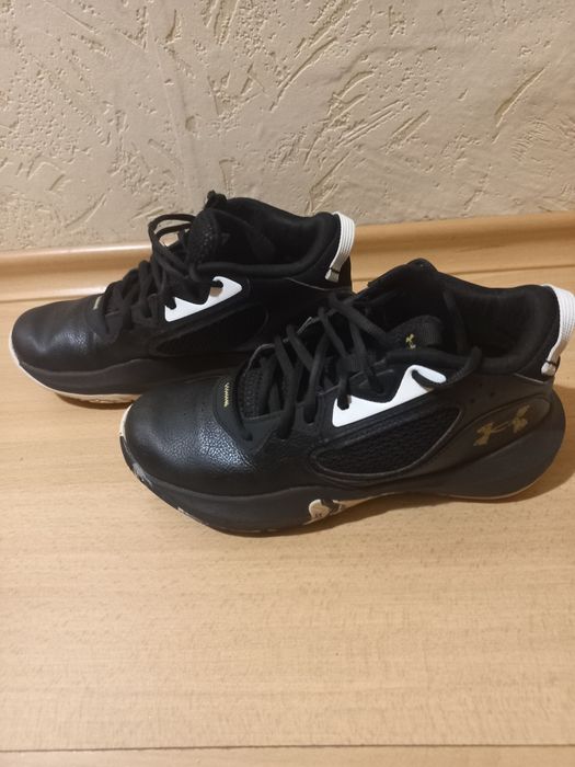 Маратонки Under Armour