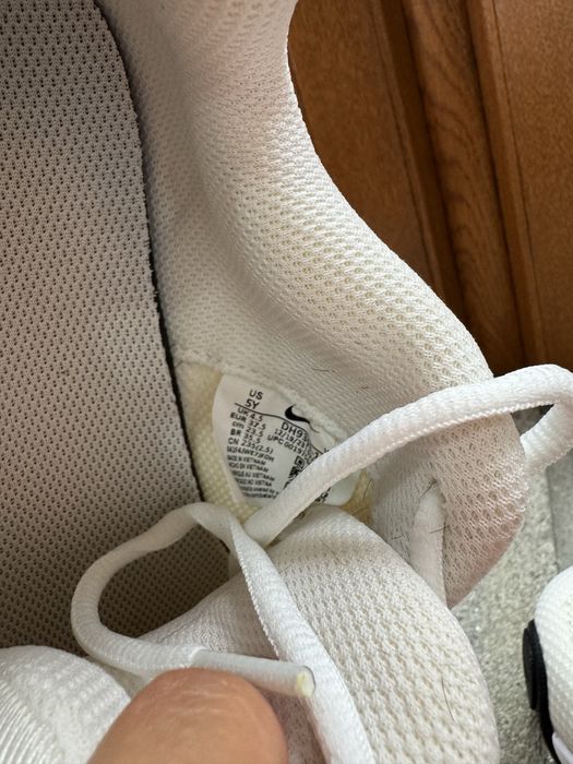 Маратонки унисекс NIKE