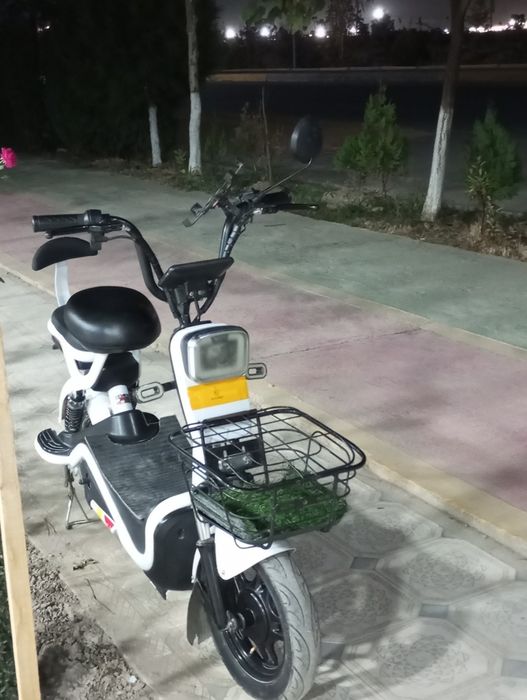 Elektron skuter sotiladi