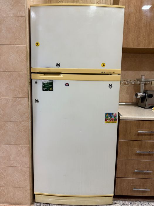 Продам холодильник