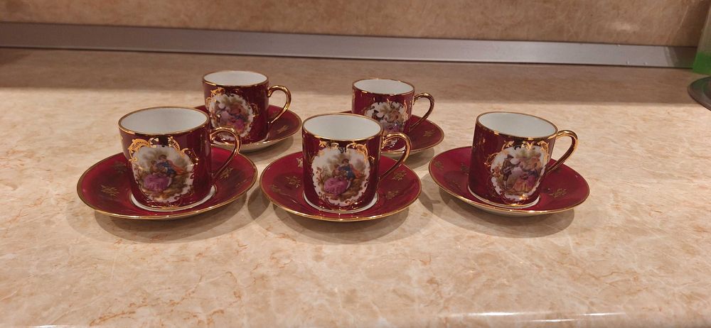 Красиви чаши за кафе