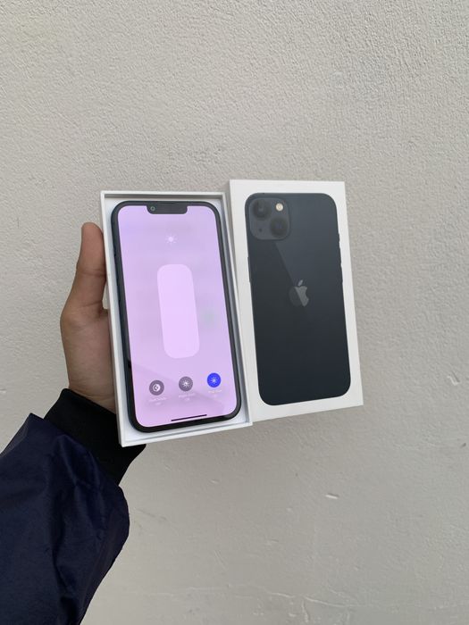 Vand/schimb iphone 13 Full box