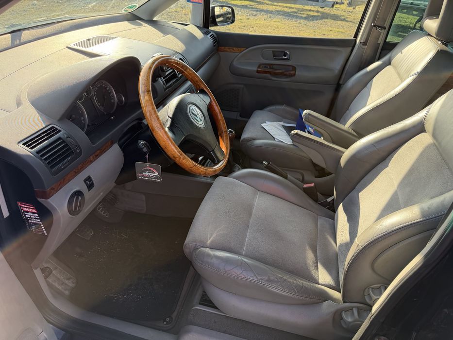 Vw Sharan 1.9 132 cp 7 locuri
