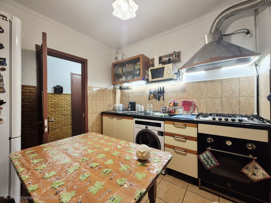 Apartament parțial mobilat 3 camere Mircea cel Bătrân 5/10