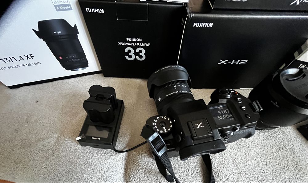 Fujifilm X-H2 Pro Pack, ca nou: 3 obiective premium + rig & accesorii