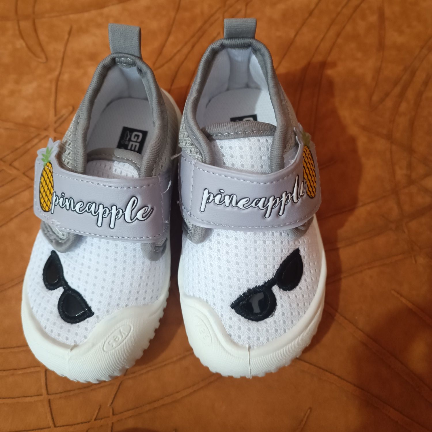 Пантофи 20,23,24