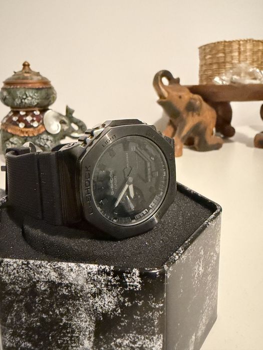 Ceas Casio G-Shock GM-2100BB-1AER in garantie