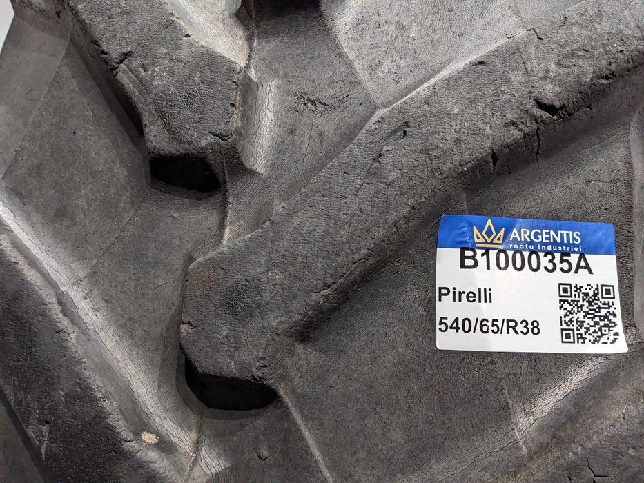 Anvelopa 540/65/R38 Pirelli (cod B100035A)
