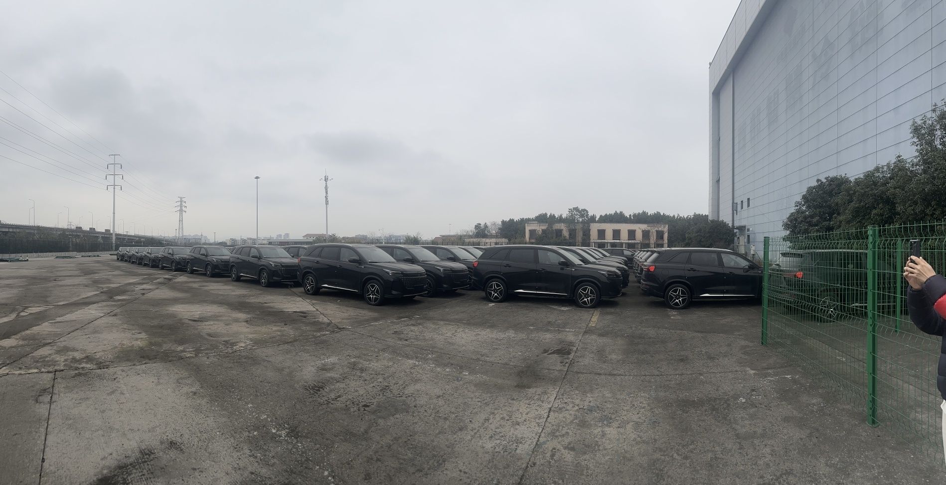 DongFeng Fengon S508 gibrid ДонгФенг S508 гибрид