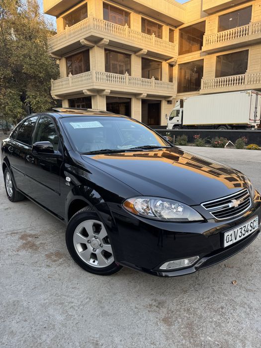 Jentra qora toza kraska  aftamat karobka