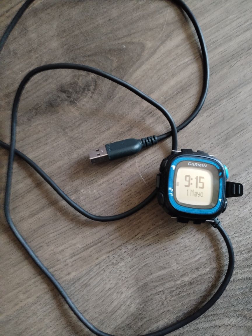 Ceas Garmin Forerunner 15