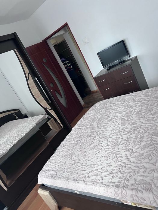 Inchiriez apartament zona Mall Promenada