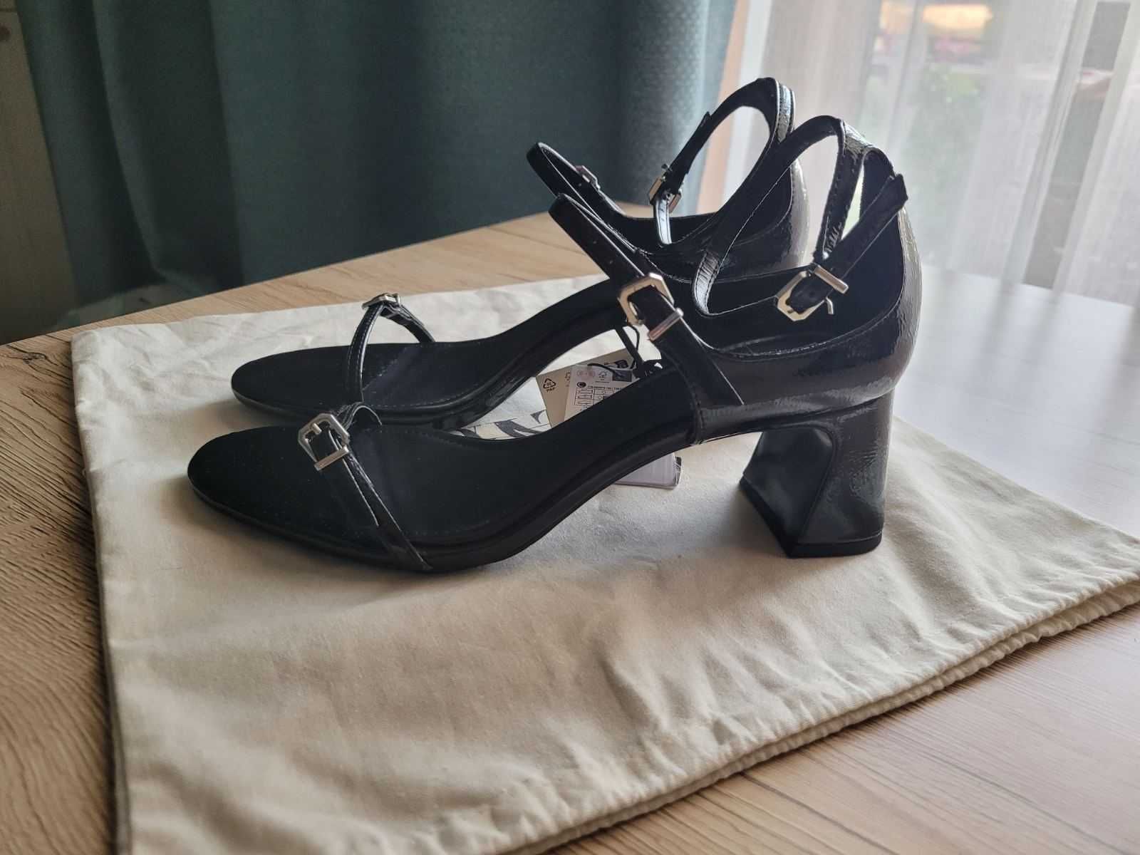 Нови сандали Zara, 38 номер, подходящи за тесен крак, цена 25 лв