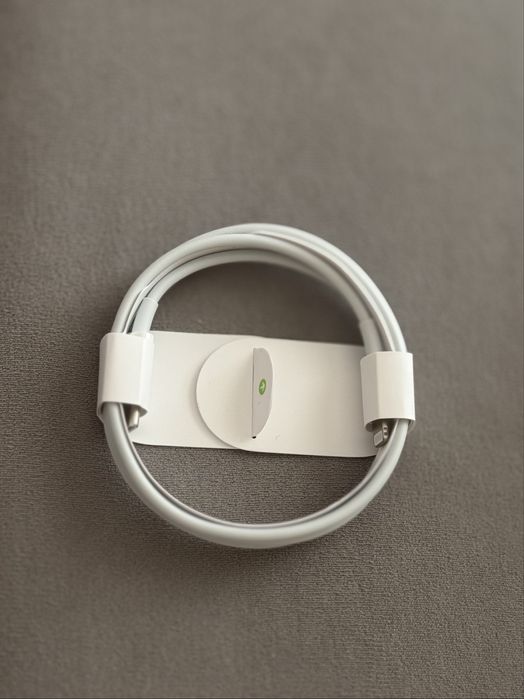 Кабель Apple USB-C to Lightning