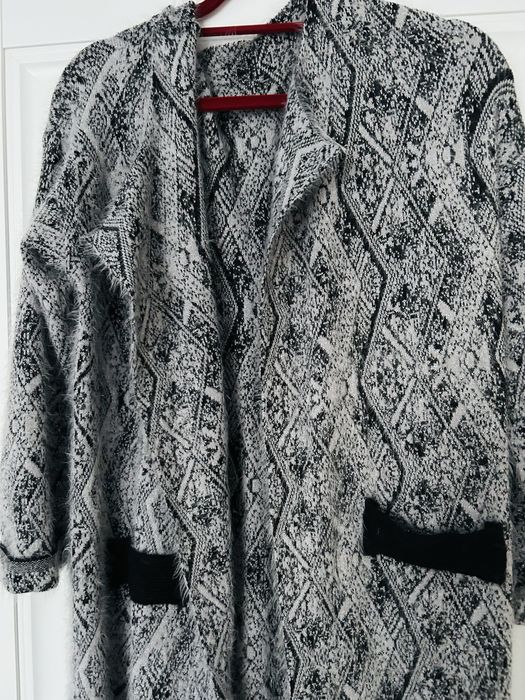 Pardesiu gros, moale si pufos