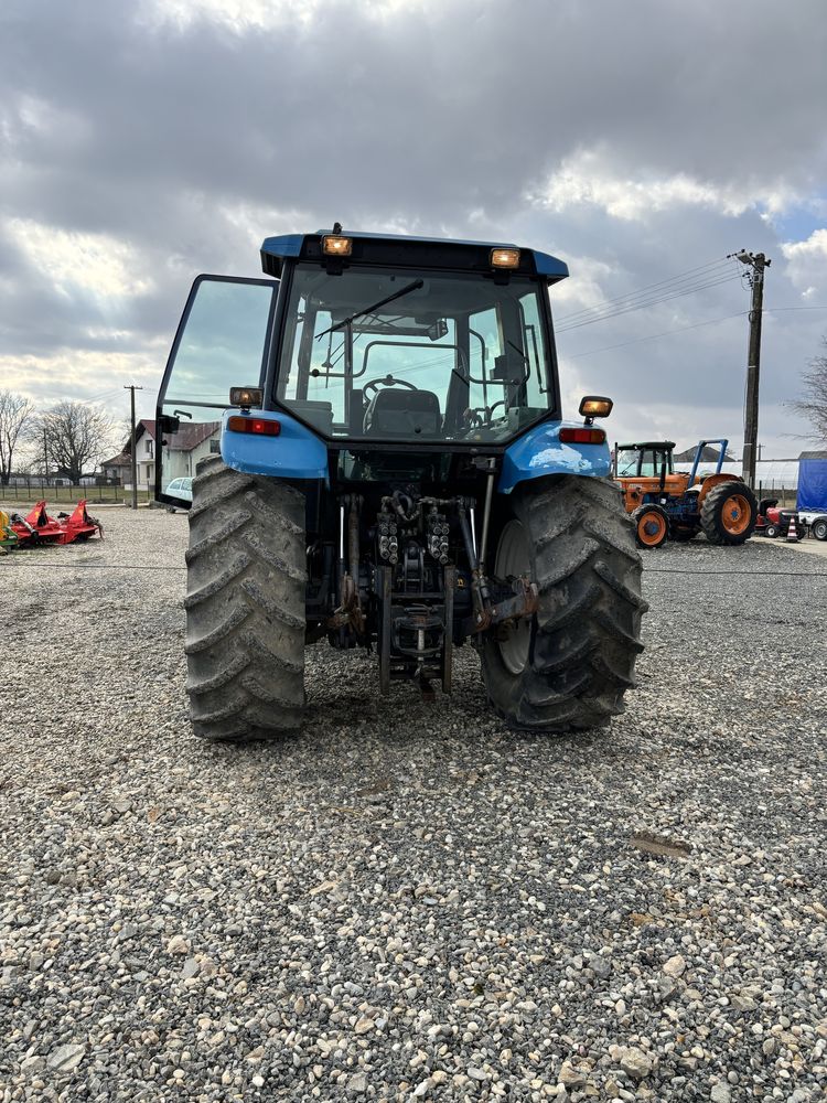 New holland 7840 ford cu incarcator  frontal