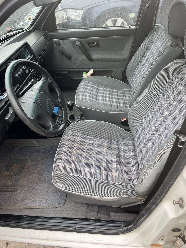 vw jetta 1.6 бензин на части