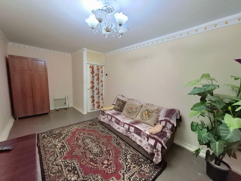 Студент киз ва болларга Самкочда