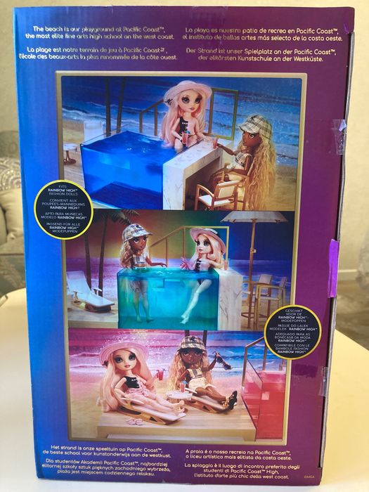 Rainbow high color changing pool