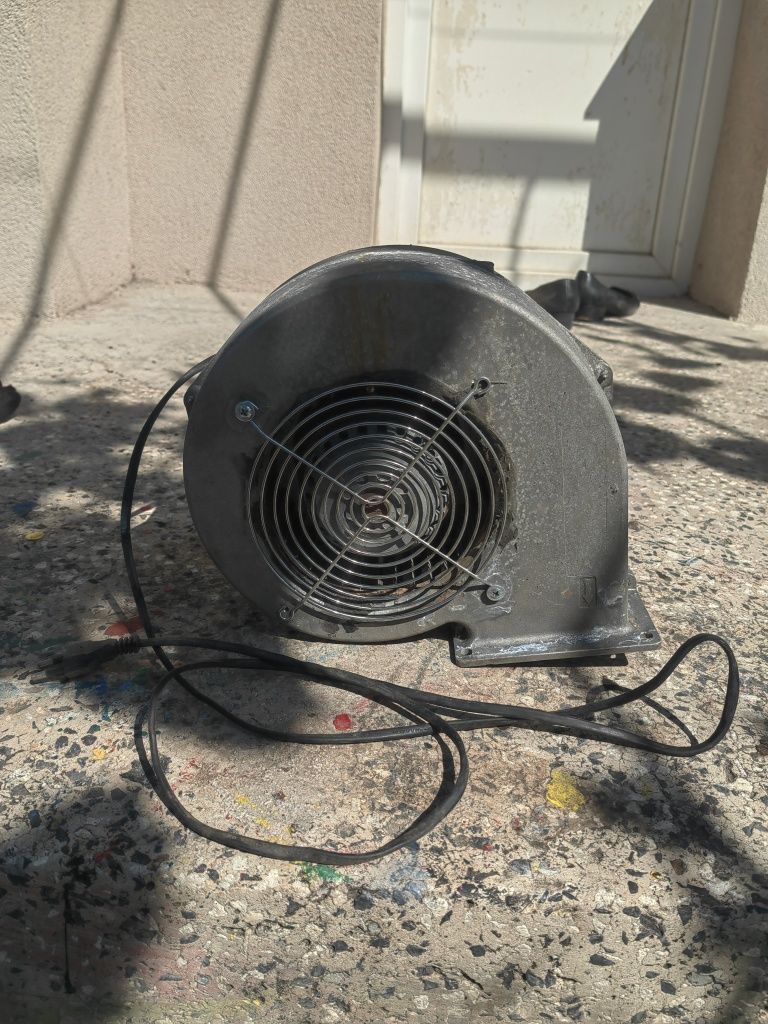 Турбинен вентилатор 200w