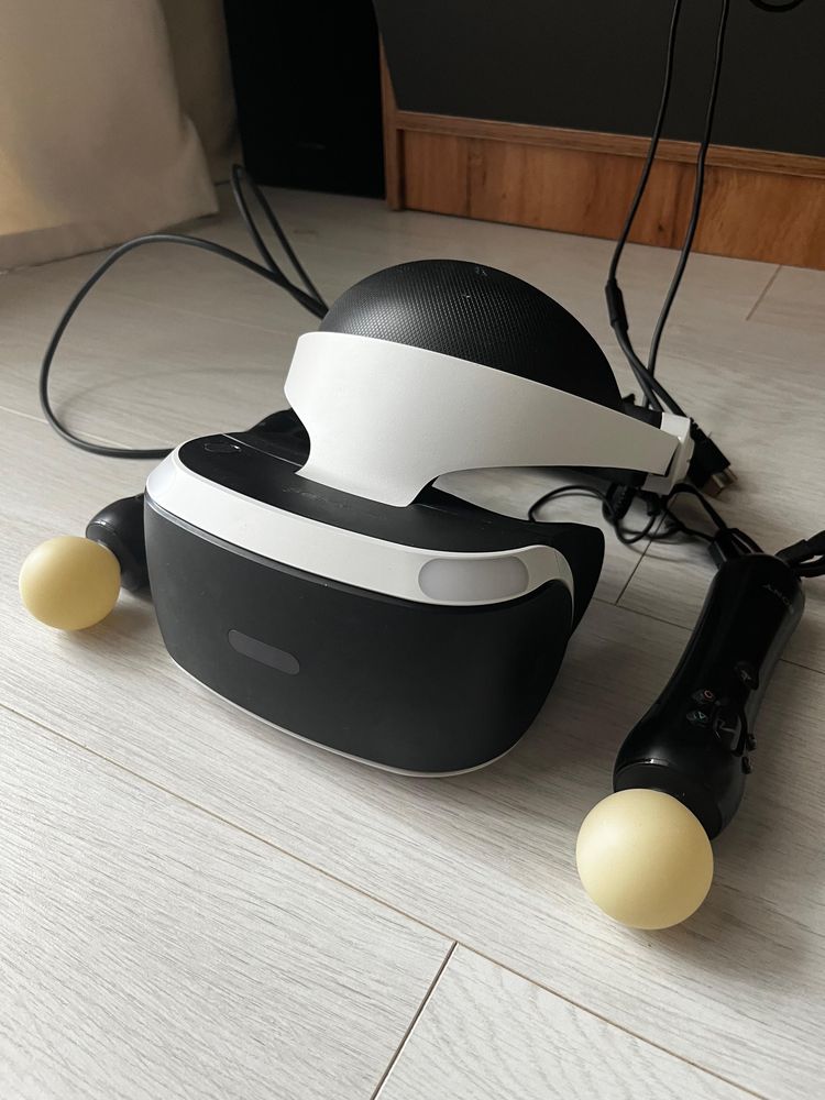 PS VR 1 в отличном состоянии (полный комлект)