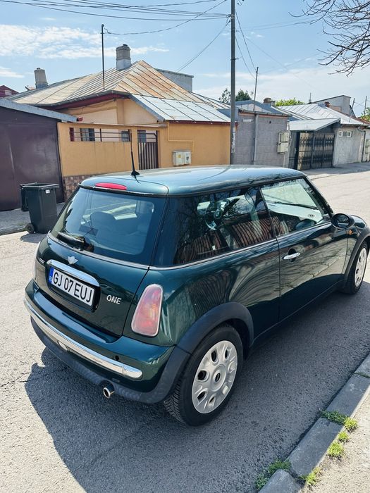 Mini one 1.6 benzina schimb cu moto
