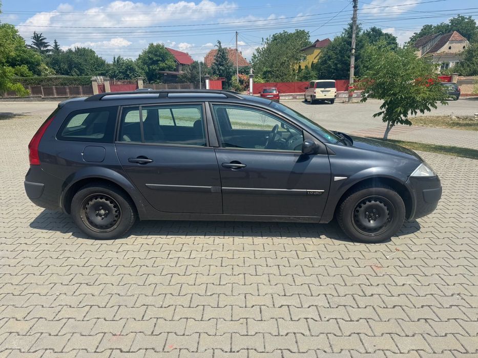 URGENT : Renaul Megane - 1.9 DCI - 2006