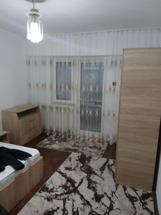 Închiriez apartament în Drăgășani , ultracentral, vedere superbă,