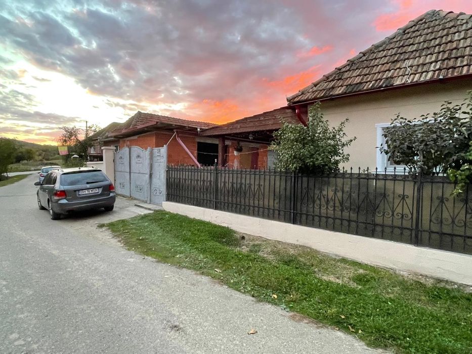 Casa de vânzare in localitatea Picleu