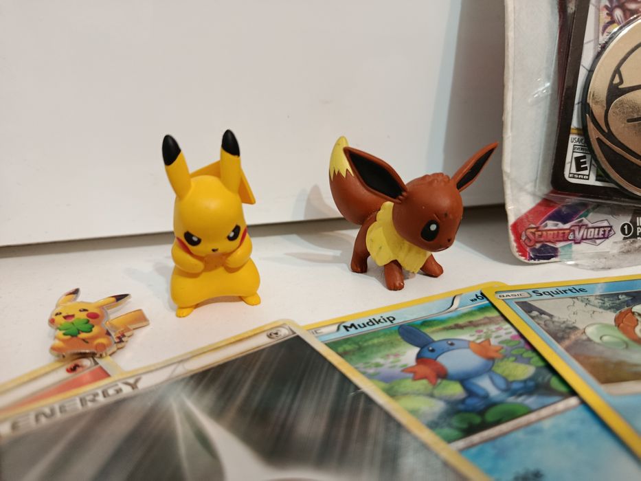 Set 11 cartonase originale și 6 cartonașe vechi Pokemon Scarlett