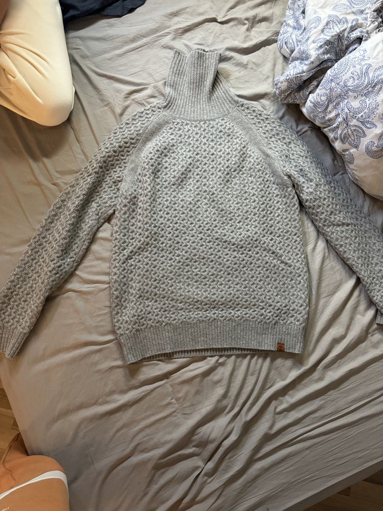 Мъжки поло пуловери Zara и Timberland