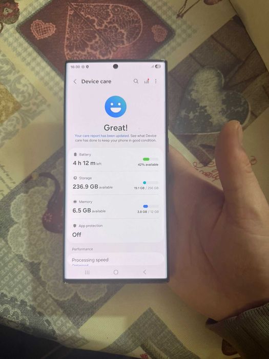 Samsung S22 Ultra, rama zgariata