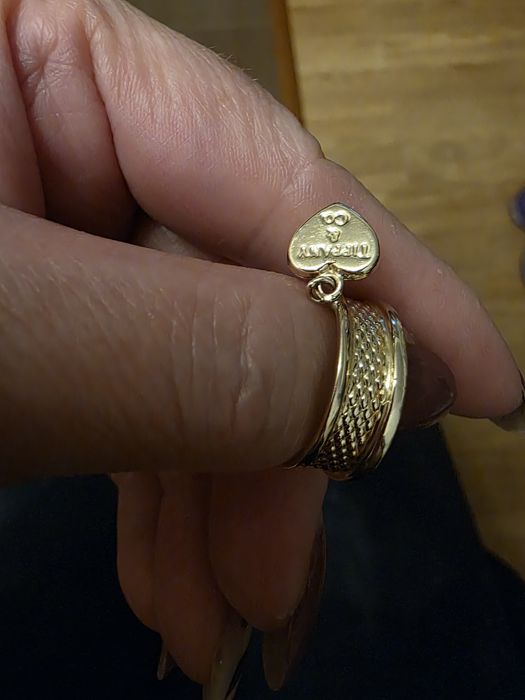 Inel lat cu inimioara