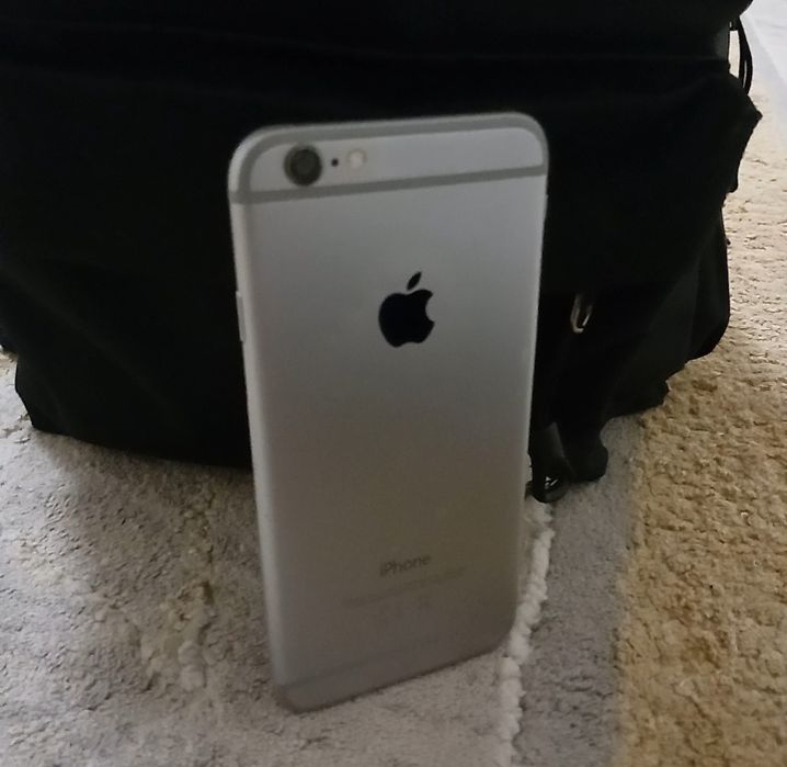 Iphone 6 прадам в отличном состоянии