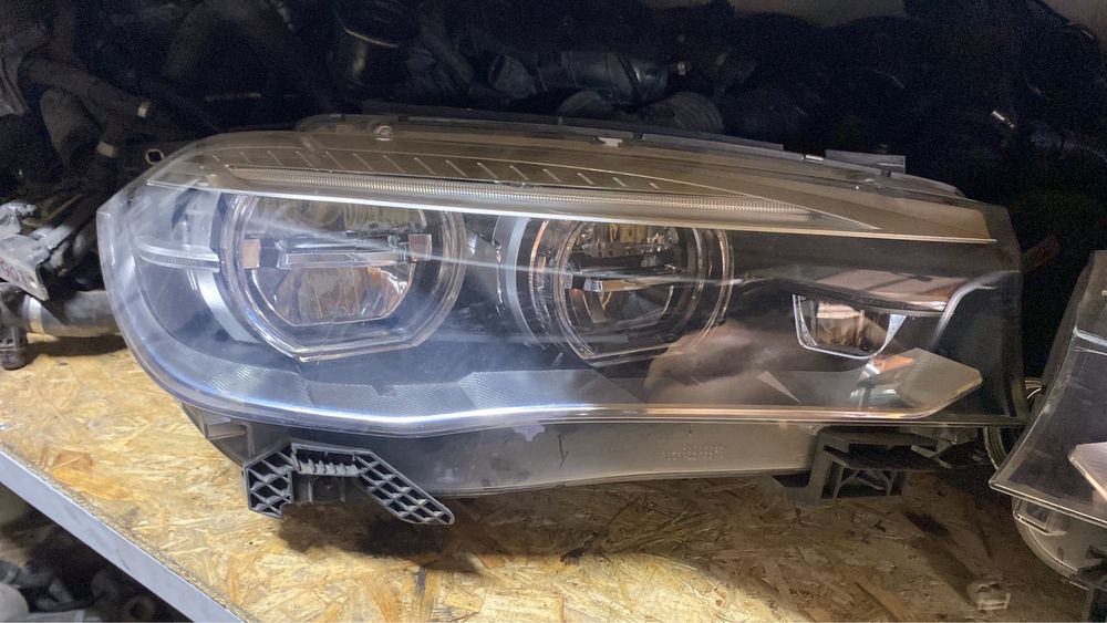 Vand Far full led adaptive bmw x5 f15 x6 F16