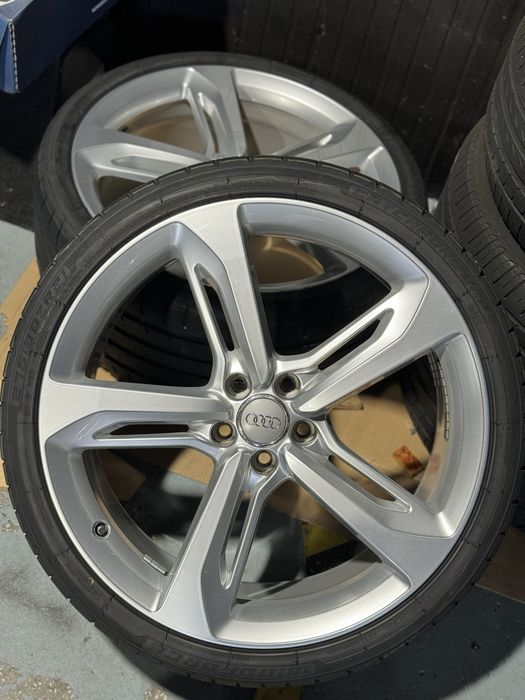 Jante Audi 5-Arm Blade Design 21”