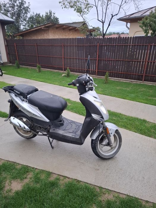 Scuter kymco de vanzare