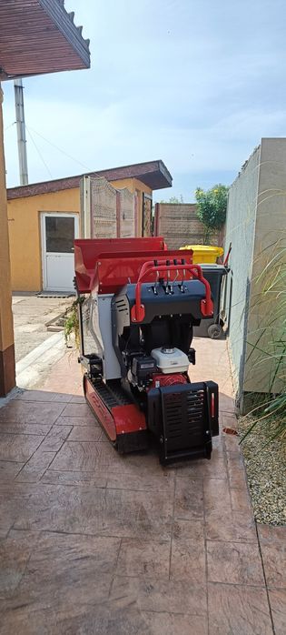 Dumper de inchiriat transport utilaj utilaje inchiriat inchiriere