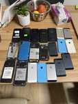 vand lot 100 telefoane de piese