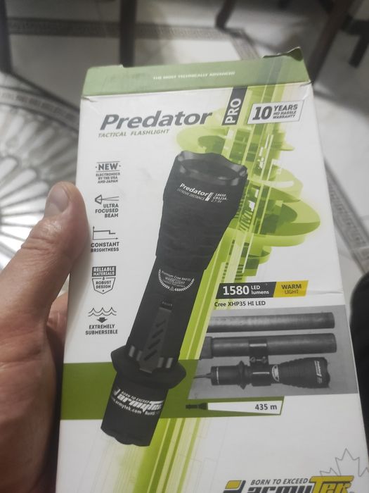 продам фонарь тактический Арми тек  предатор