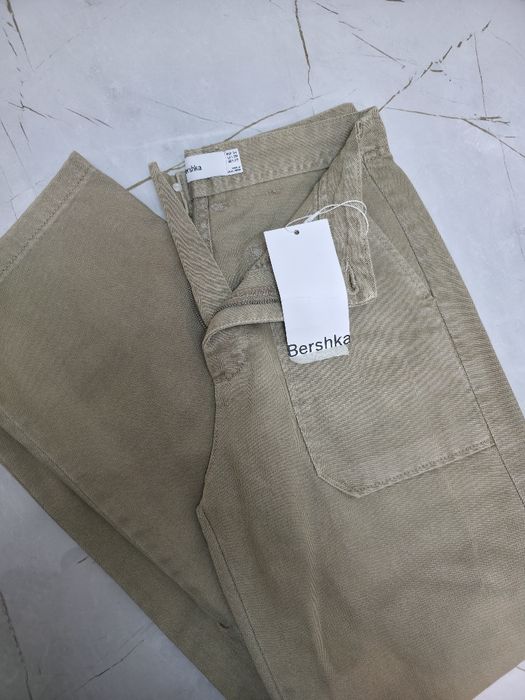 брюки (футболка в подарок)